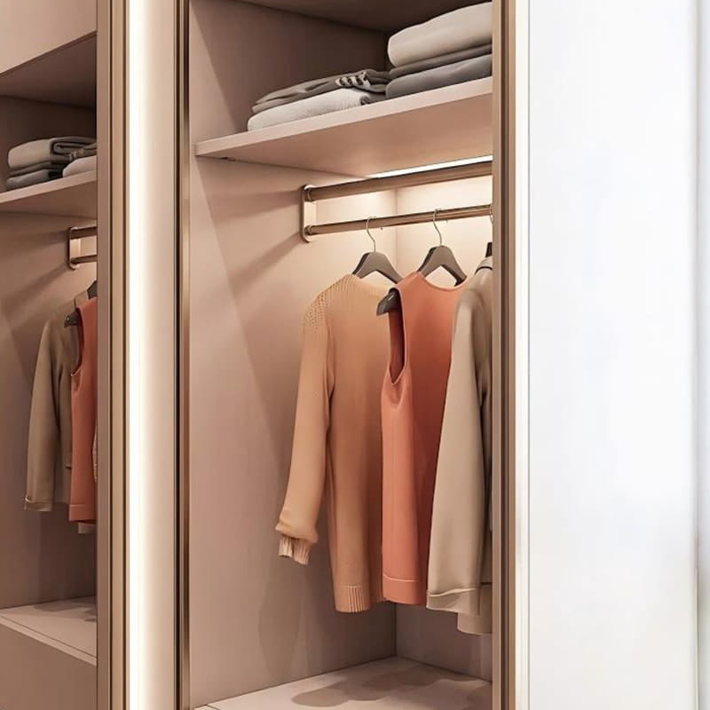 Versailles Minimalistisk Touch-Mat belyst walk-in closet